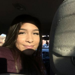 Meet your Posher, Danyelle